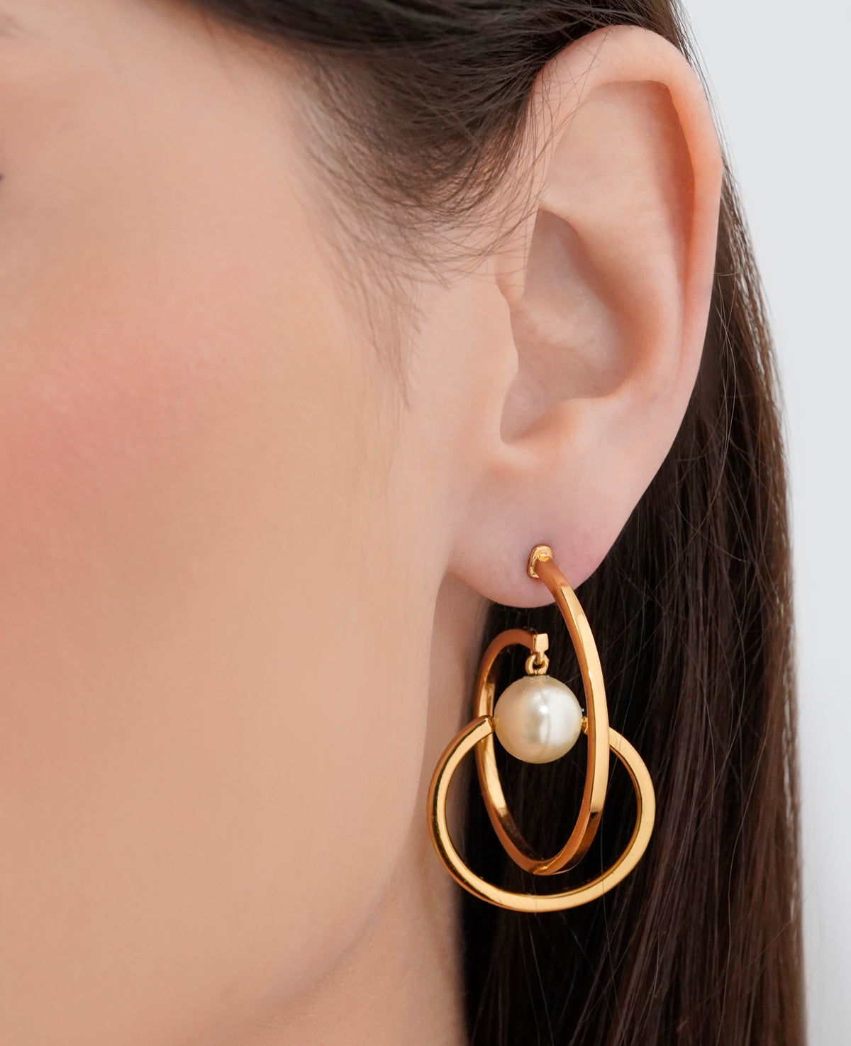 Orbit of Pearl Earrings - Absolute Gold